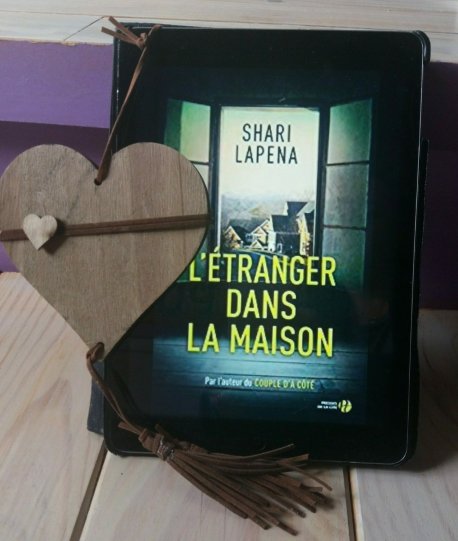 l etranger dans la maison-1162x1374279058104..jpg