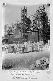contruction notre dame