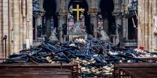 notre dame interieur.jpg