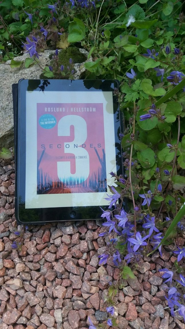 3 secondes1079544009..jpg
