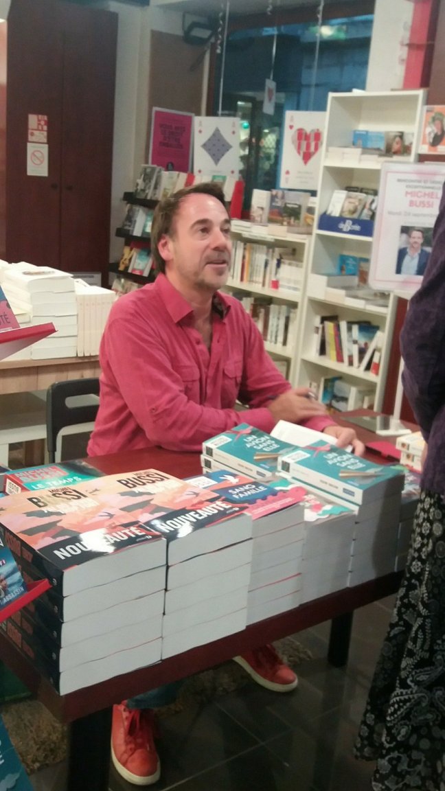 bussi 8238963542..jpg