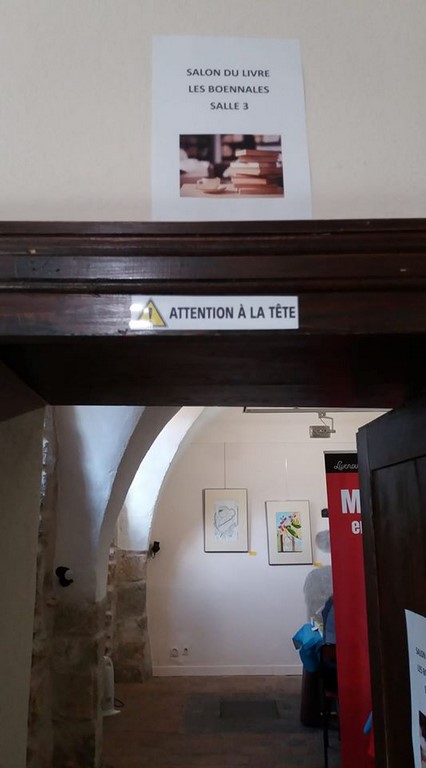 Attention à la tête !