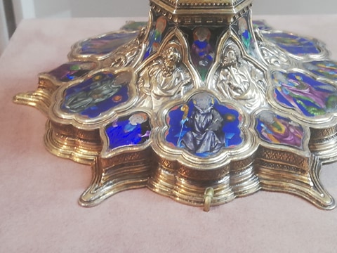 89174071_885619578558342_3407496945202102272_n